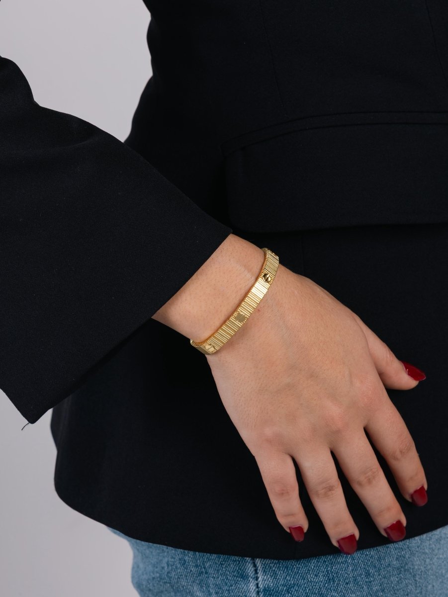 Cartier Flexible Love Bracelet - WristWorthy